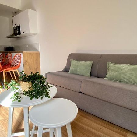 Pois3Ouest - Vast Apartment At Poissonniere 8P パリ エクステリア 写真
