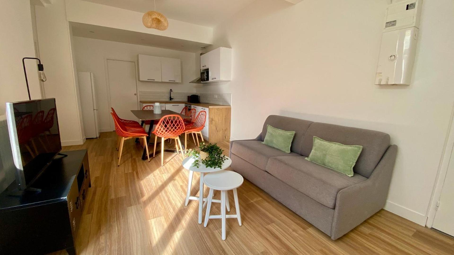 Pois3Ouest - Vast Apartment At Poissonniere 8P パリ エクステリア 写真